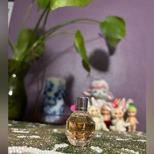 Viktor & Rolf Flowerbomb Eau de Parfum mini bottle perfume